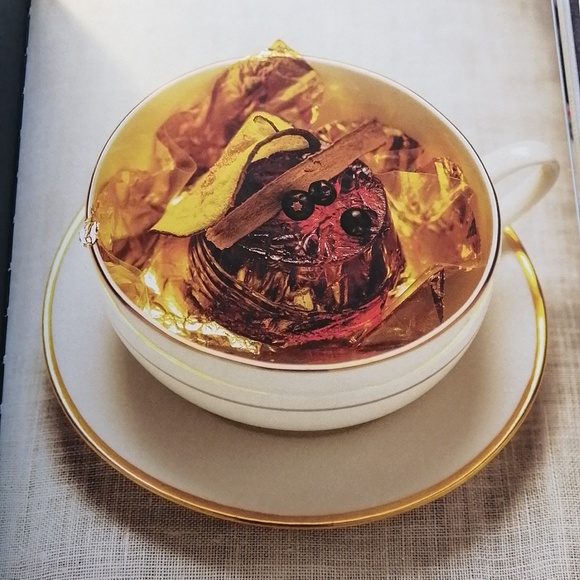 The Curious Bartender: The Artistry and Alchemy of Creating Perfect Cocktail - Picture 6 of 8